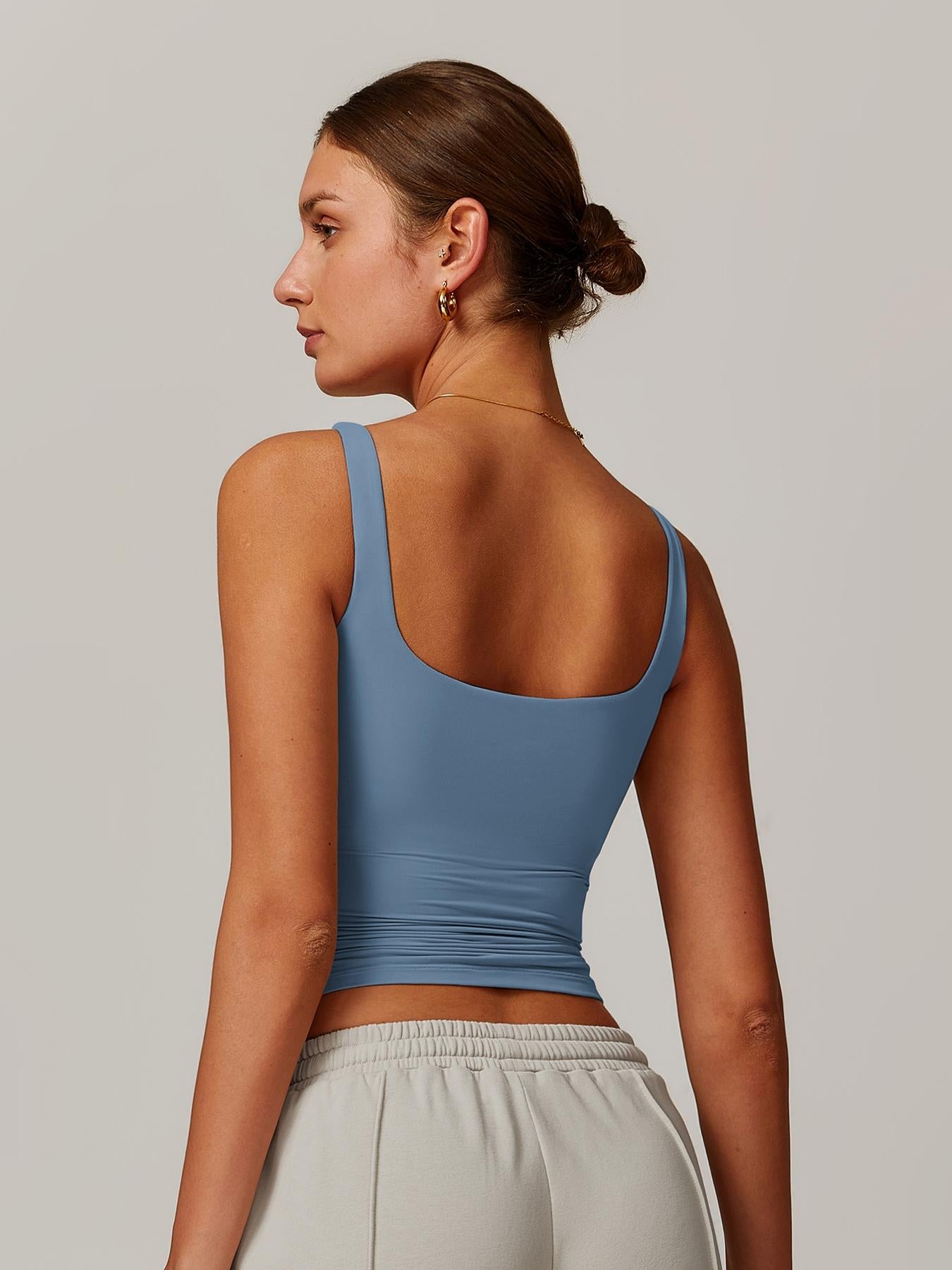 🏋️‍♀️ Minimalist Aesthetic | Women's Solid Color Tight Sports Tank Top 🏃‍♀️