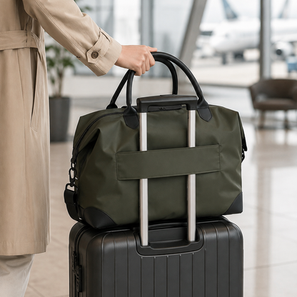 Pack more, stay organized, and travel effortlessly—your perfect carry-on companion for every getaway. 🖤✈️🧳