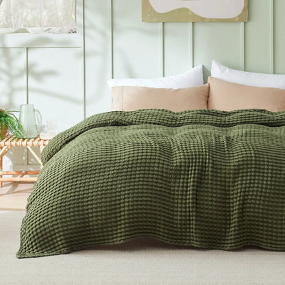 🥶 Attention Hot Sleepers: The Luxury Bamboo Waffle Blanket That Ends Night Sweats Permanently! 🎋❄️