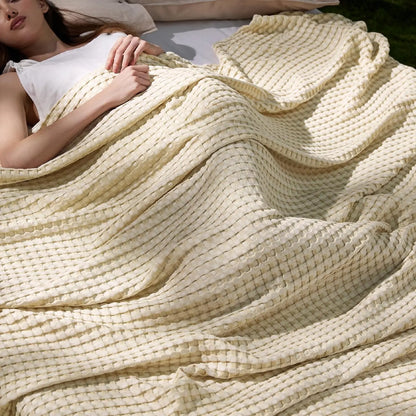 🥶 Attention Hot Sleepers: The Luxury Bamboo Waffle Blanket That Ends Night Sweats Permanently! 🎋❄️