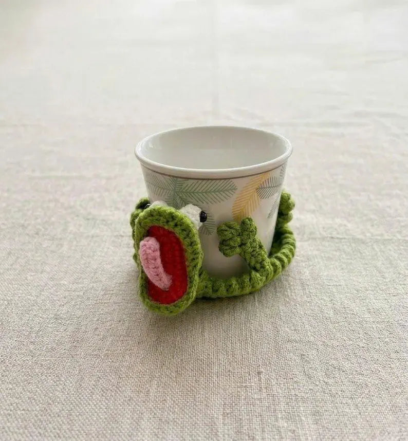 🐾 Whimsical Tabletop Charm | Hand-Crocheted Cartoon Animal Coasters, Thickened Heat-Insulating & Anti-Scalding Drink Mats ✨